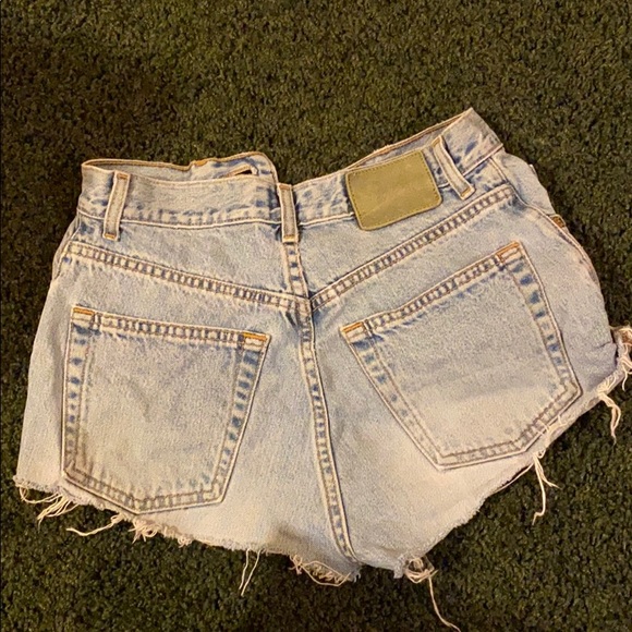 Vintage 90’s Shorts - Picture 2 of 2